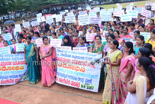 Anganwadi workers 1